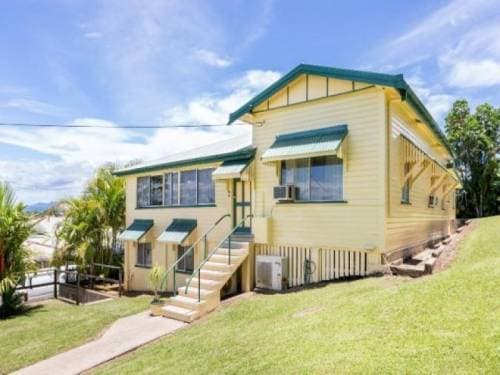 Small Licenced Backpackers Accommodation