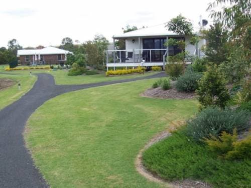 Getaway Rural Cottages close to Brisbane