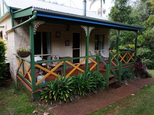 Quiet Cottages and Private Residence on Acreage