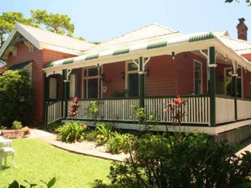QLD Sunshine Coast - Old world charm with income -