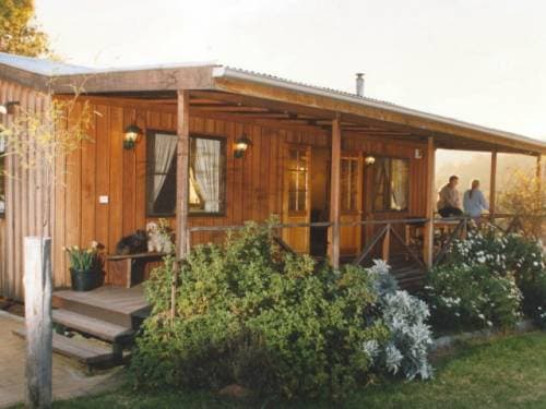 QLD - Granite Belt * Luxury Cottages with Thriving Retail Business *